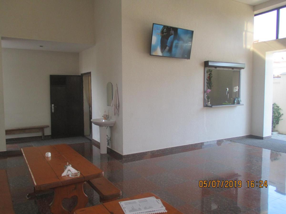 Guest House У Маргариты Gagra Exteriör bild