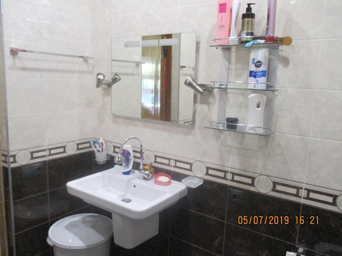Guest House У Маргариты Gagra Exteriör bild