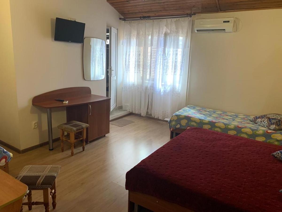 Guest House У Маргариты Gagra Exteriör bild